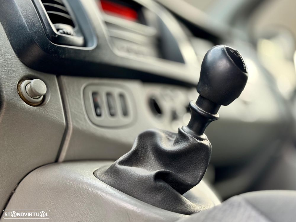 Renault Trafic 2.0 dCi L1H1 1.0T115 - 3