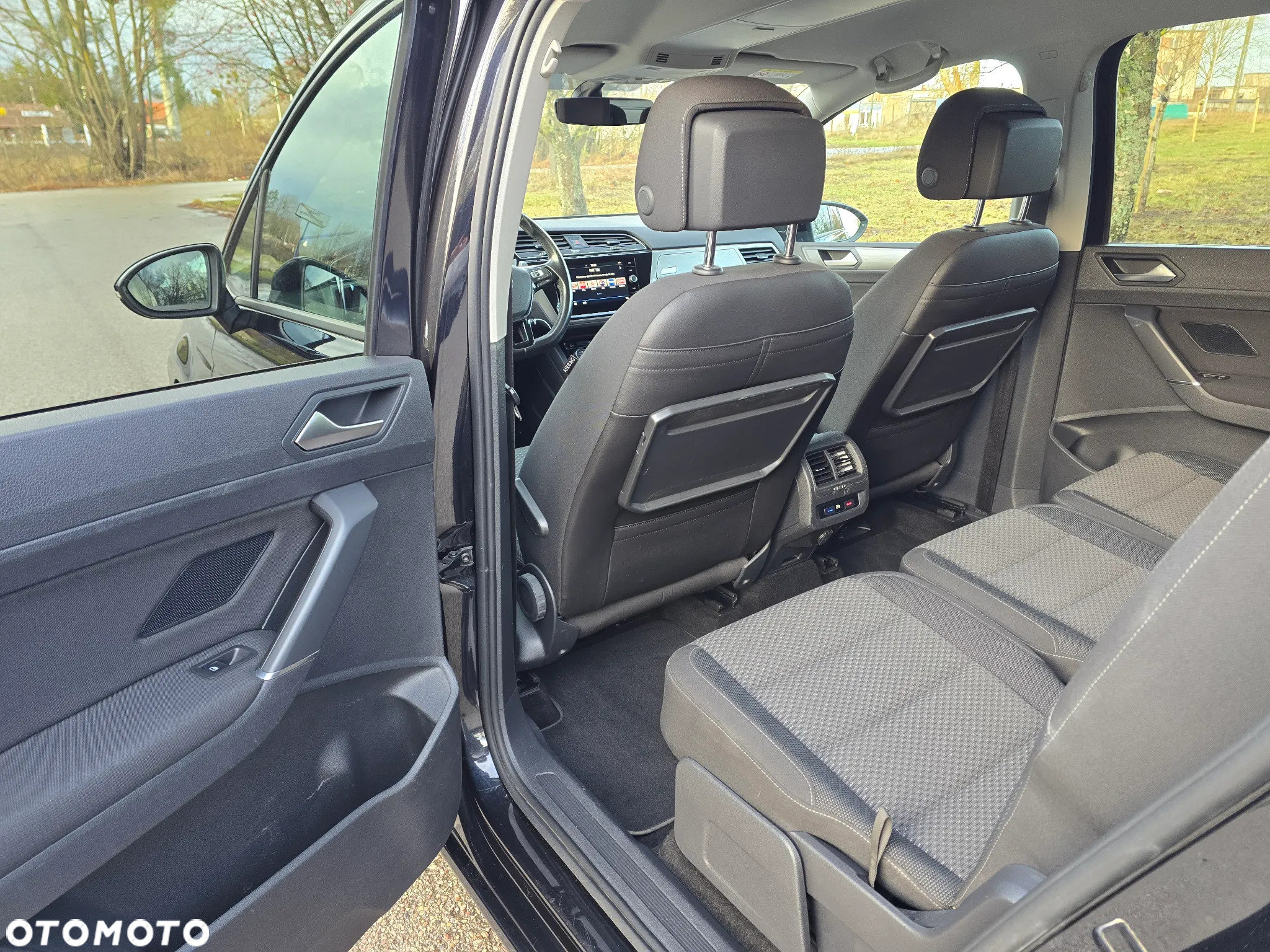 Volkswagen Touran 1.6 TDI SCR (BlueMotion Technology) DSG Comfortline - 10