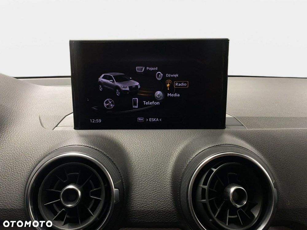 Audi Q2 - 25