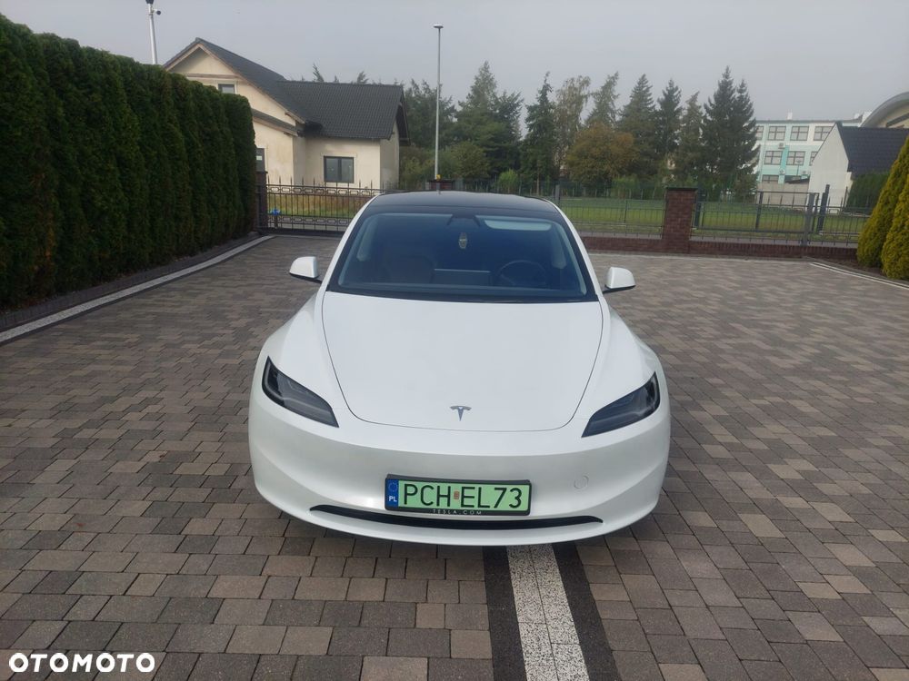 Tesla Model 3 - 2