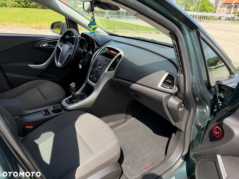 Opel Astra 1.6 Color Edition - 15