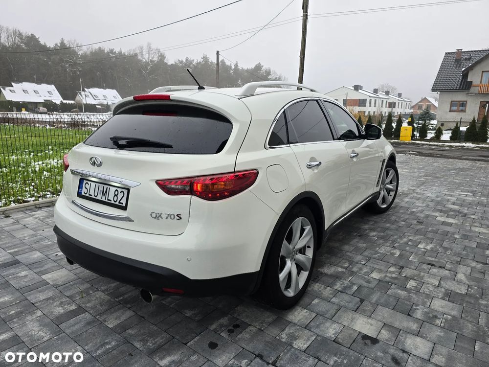 Infiniti QX70 3.0d S Premium - 6