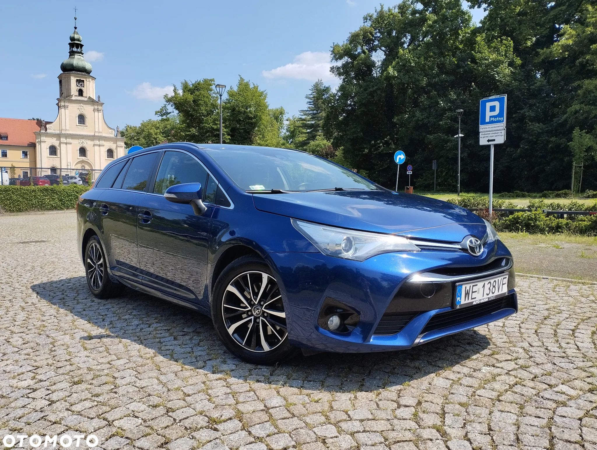 Toyota Avensis 2.0 D-4D Prestige - 1