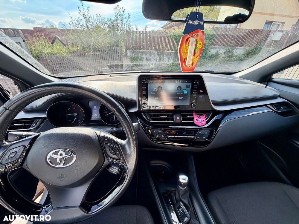 Toyota C-HR 1.8 HSD 4x2 CVT C-enter - 9