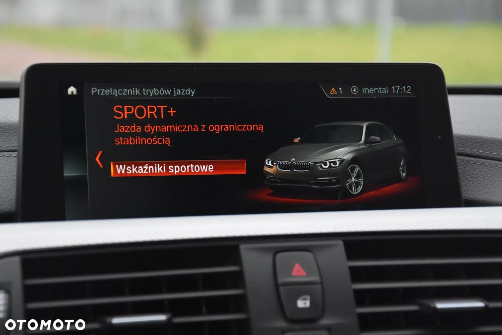 BMW Seria 3 320i Edition M Sport Shadow - 34