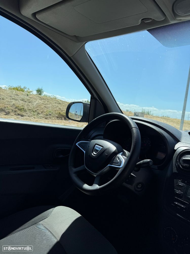 Dacia Dokker 1.5 - 13