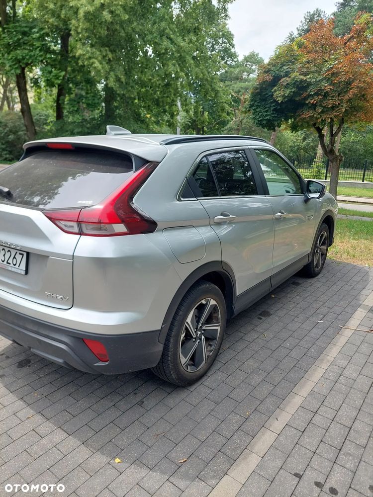 Mitsubishi Eclipse Cross - 11