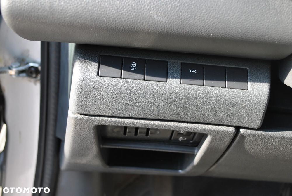 Peugeot 5008 2.0 HDi Allure 7os - 20