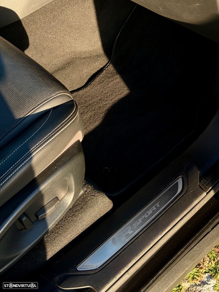 Jaguar F-Pace 20d AWD Aut. R-Sport - 20