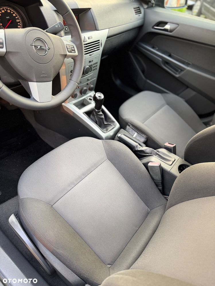Opel Astra 1.6 Active EU6 - 10