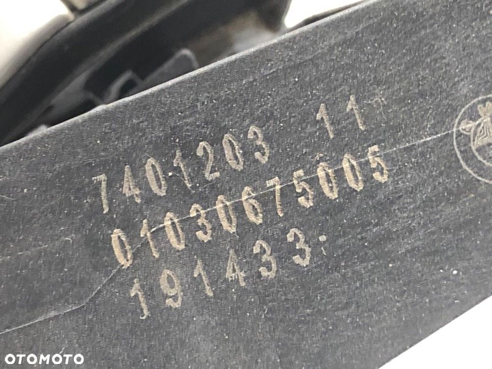 KLAMKA ZEWNĘTRZNA LEWY TYŁ  BMW 5 (G30, F90) 2016 - 2022 530 e Plug-in-Hybrid 135 kW [184 KM] - 4