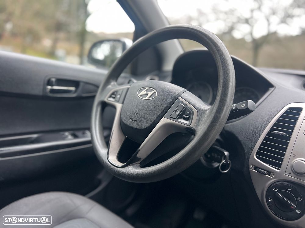 Hyundai i20 1.4 CRDI Comfort - 11