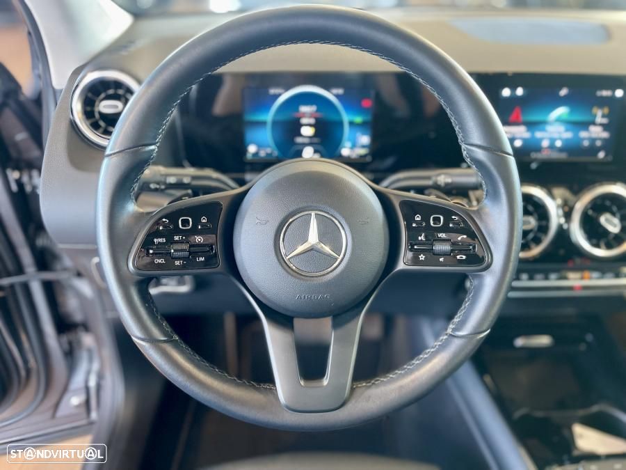 Mercedes-Benz GLA 250 e 8G-DCT Style - 12