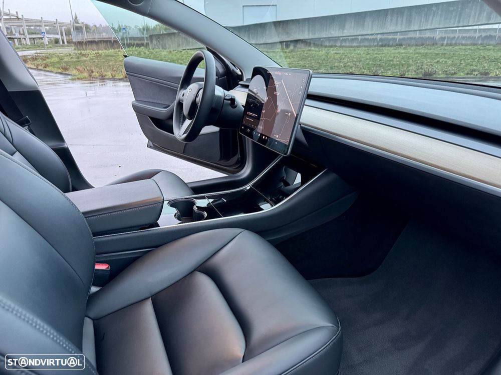 Tesla Model 3 Standard Range Plus RWD - 21