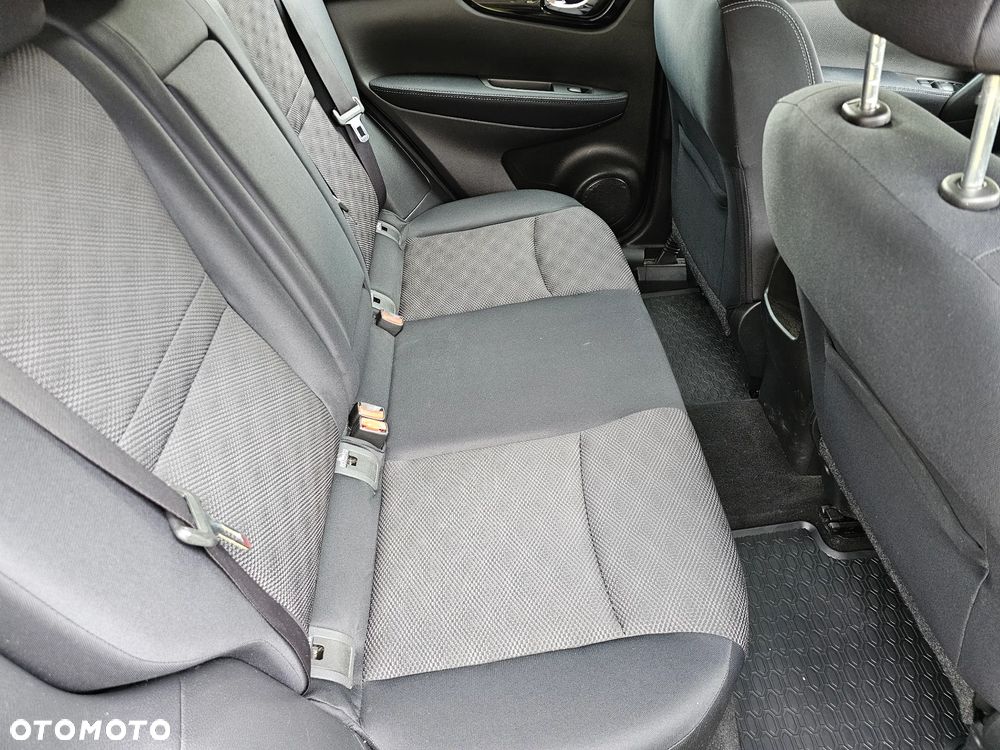 Nissan Qashqai 1.6 DCi 4x4 Acenta EU6 - 18