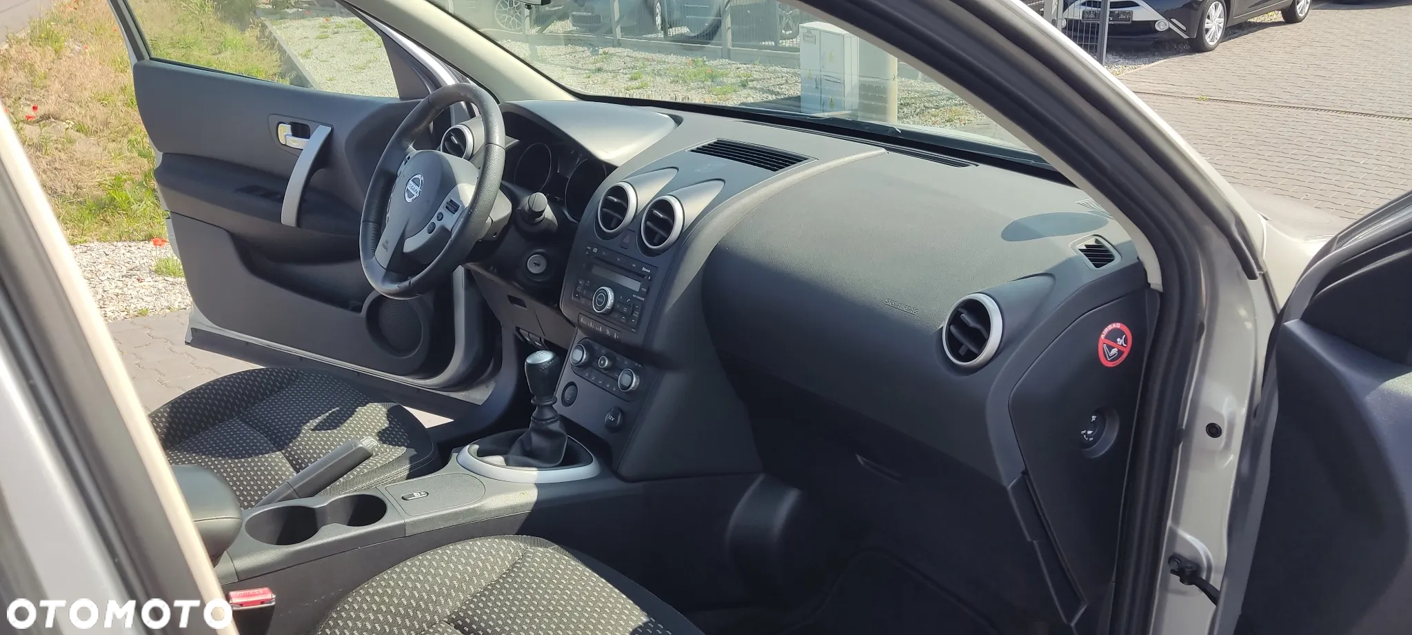 Nissan Qashqai - 11