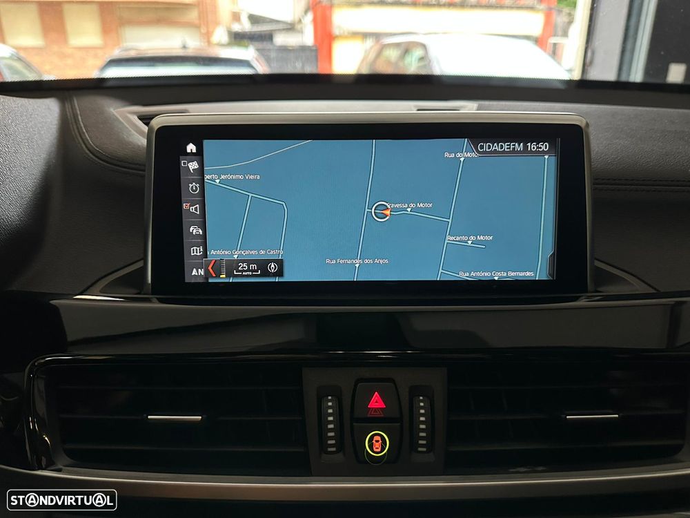 BMW X1 16 d sDrive xLine Auto - 31