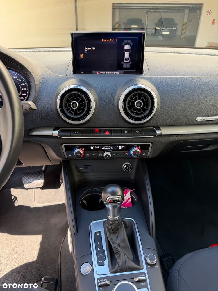 Audi A3 Limousine 35 TFSI Sport S tronic - 13