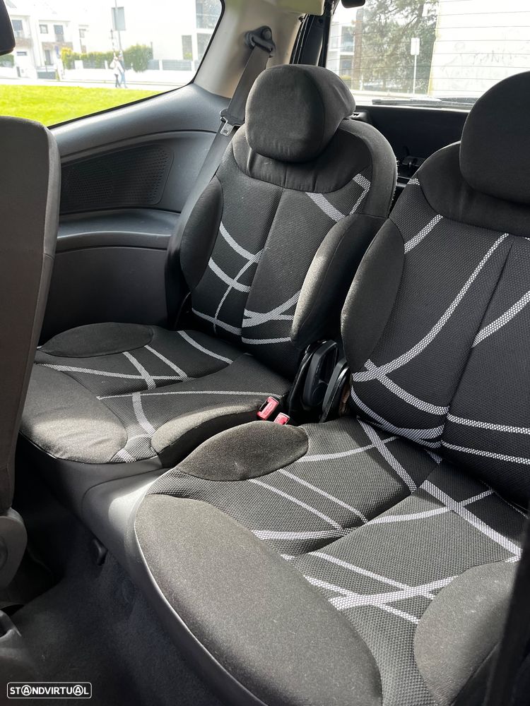 Citroën C2 1.4 HDi VTR Airdream - 12