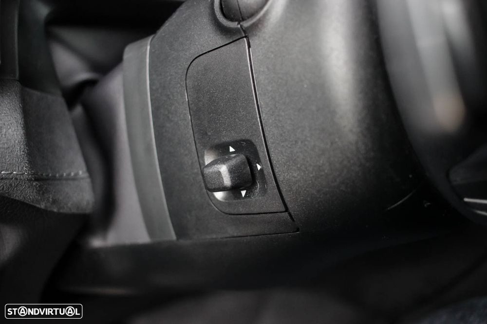 Mercedes-Benz EQE 350+ AMG Line - 40