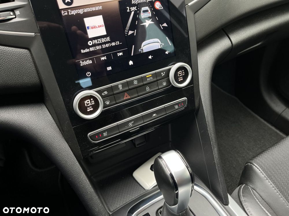 Renault Megane 1.3 TCe FAP Techno EDC - 23