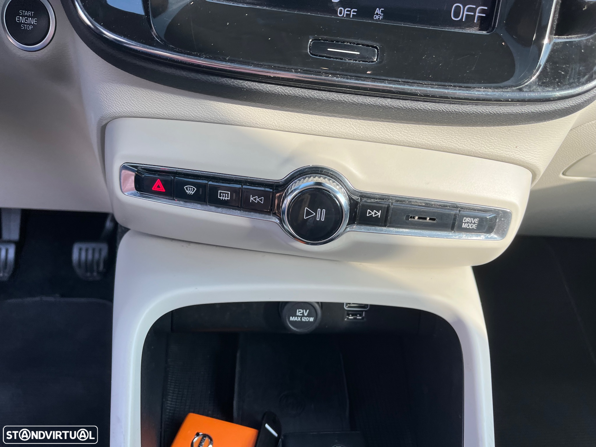 Volvo XC 40 1.5 T2 Inscription - 34