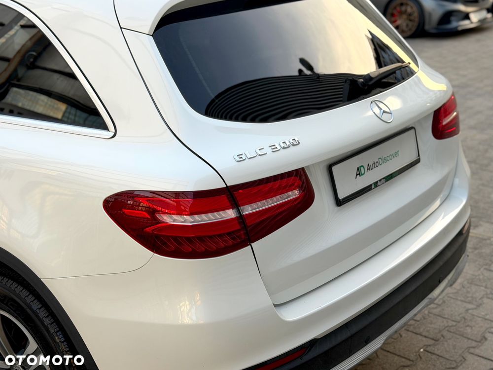 Mercedes-Benz GLC - 13