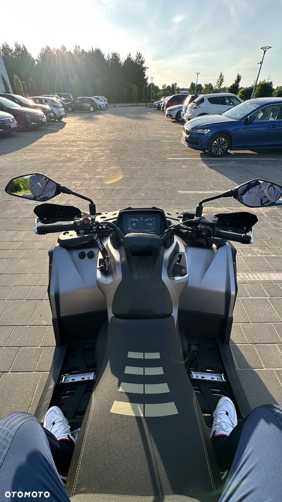 QJMOTOR SFA 1000 - 10