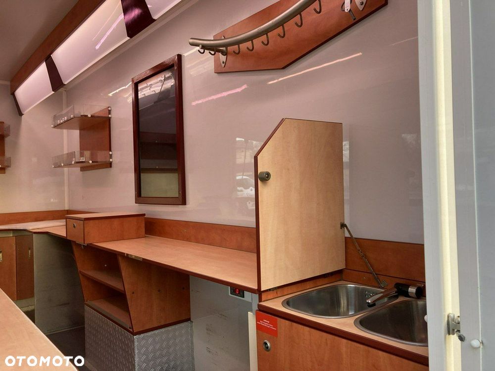 Inny Autosklep wędlin Gastronomiczna food truck foodtruck sklep 2004 - 3