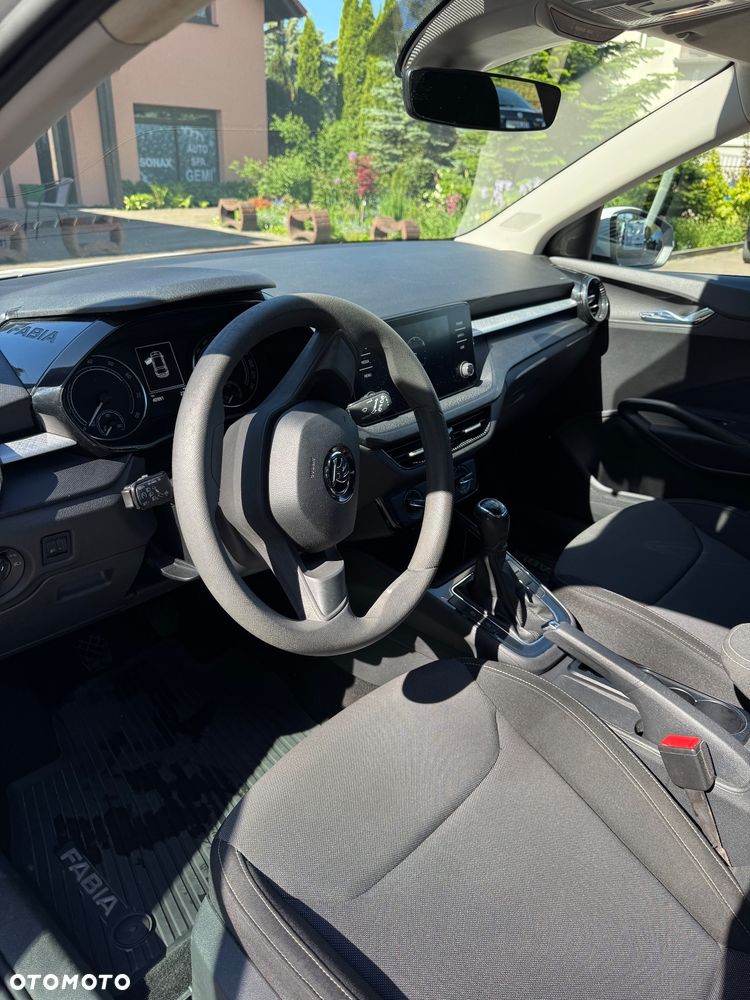 Skoda Fabia 1.0 Ambition - 7