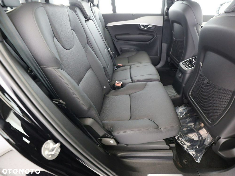 Volvo XC 90 - 4