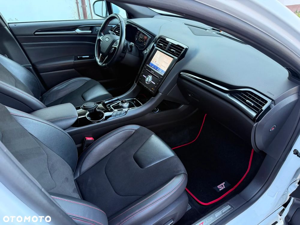 Ford Mondeo - 8