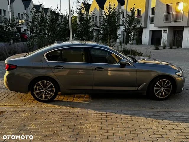 BMW Seria 5 530d xDrive mHEV Luxury Line - 13