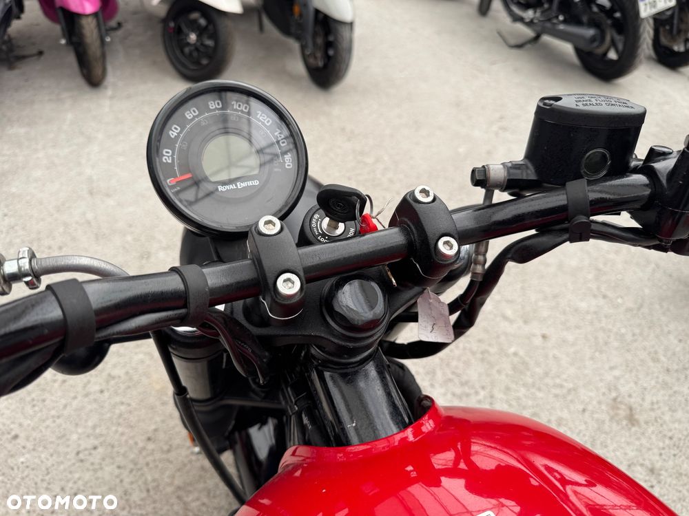 Royal Enfield HNTR - 21
