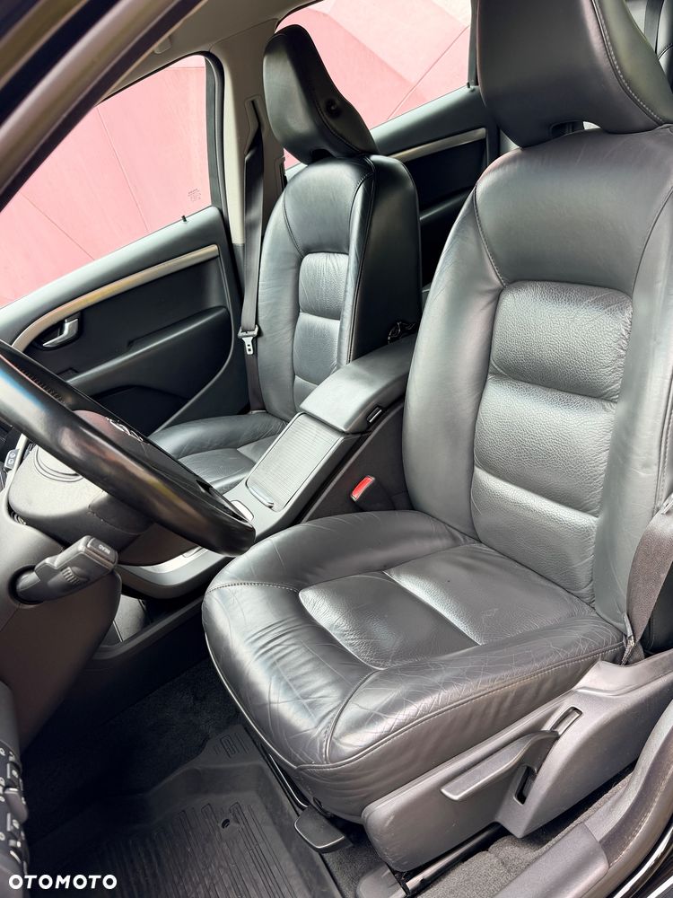 Volvo V70 2.0D Momentum - 5