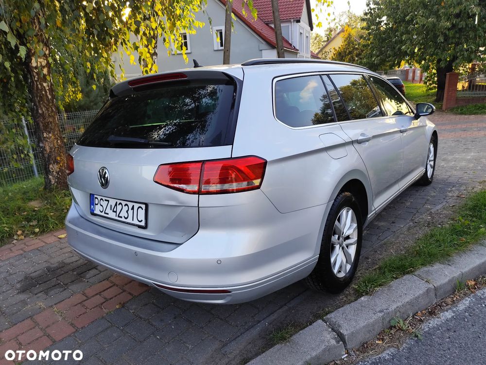 Volkswagen Passat 2.0 TDI SCR Comfortline - 5