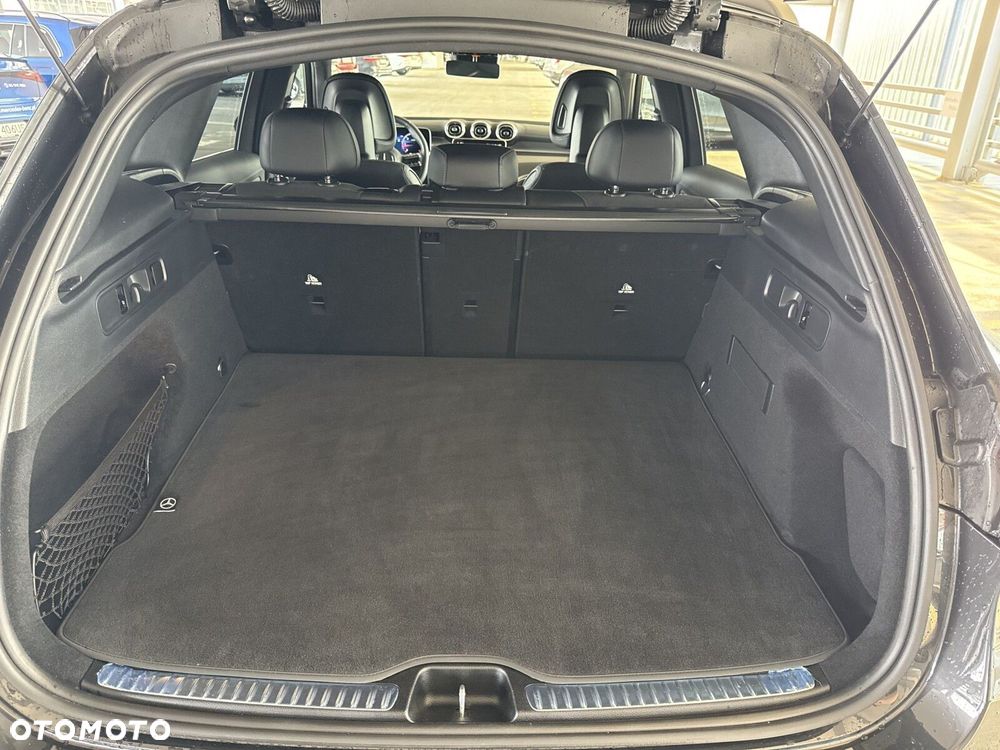 Mercedes-Benz GLC - 27