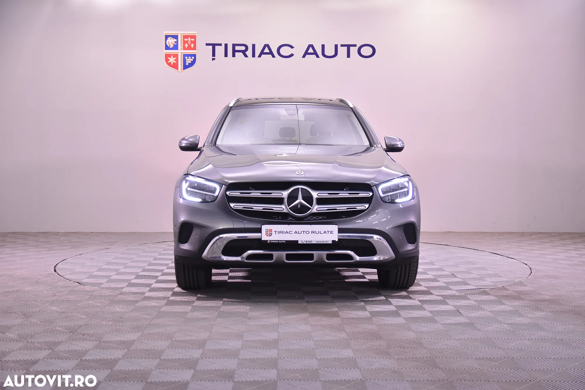 Mercedes-Benz GLC 300 e 4MATIC - 8