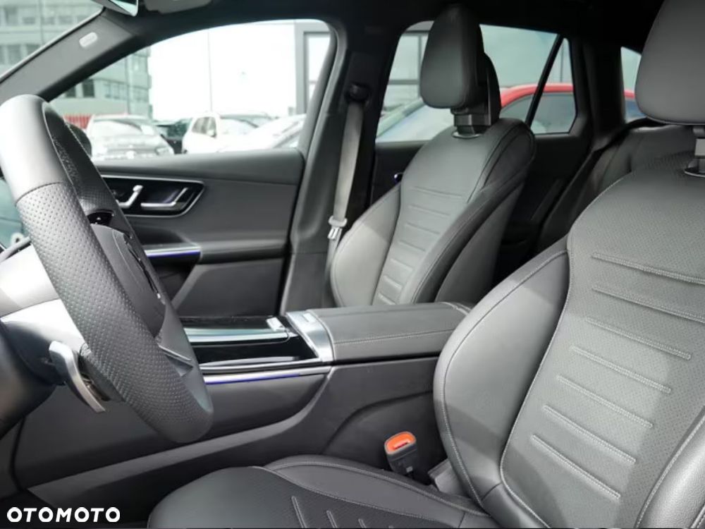 Mercedes-Benz GLC 220 d mHEV 4-Matic AMG Line - 9