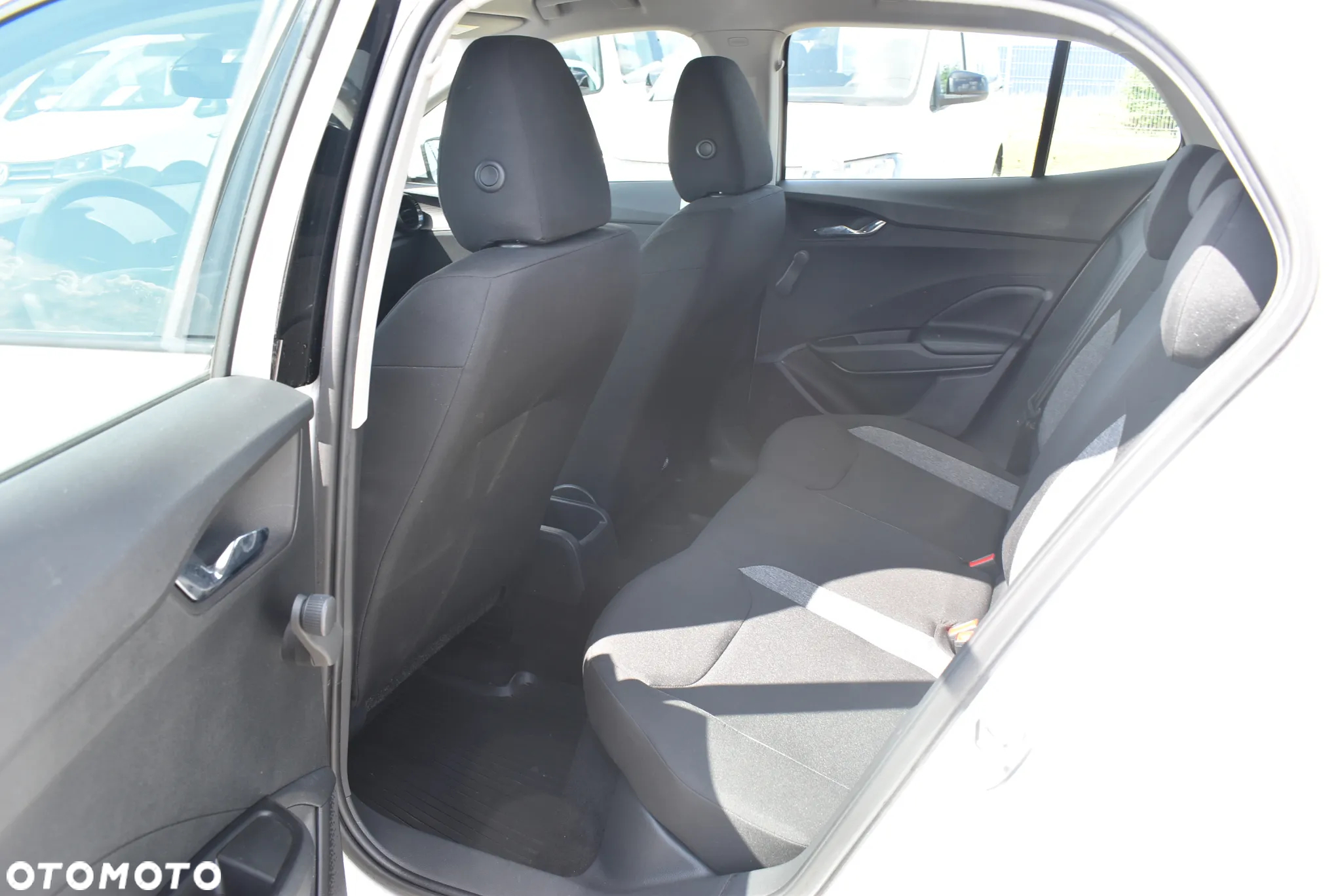 Skoda Fabia 1.0 Active - 12