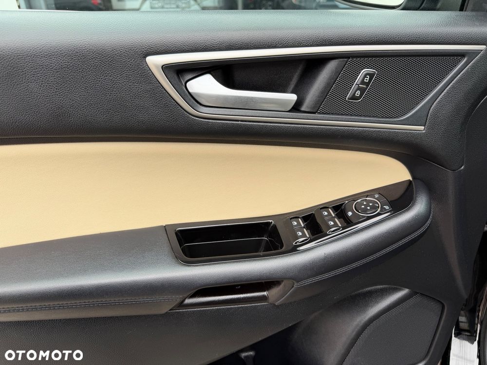 Ford Edge - 17