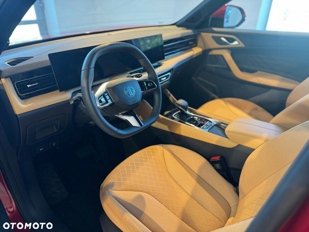 MG HS 1.5 T-GDI Excite DCT - 11