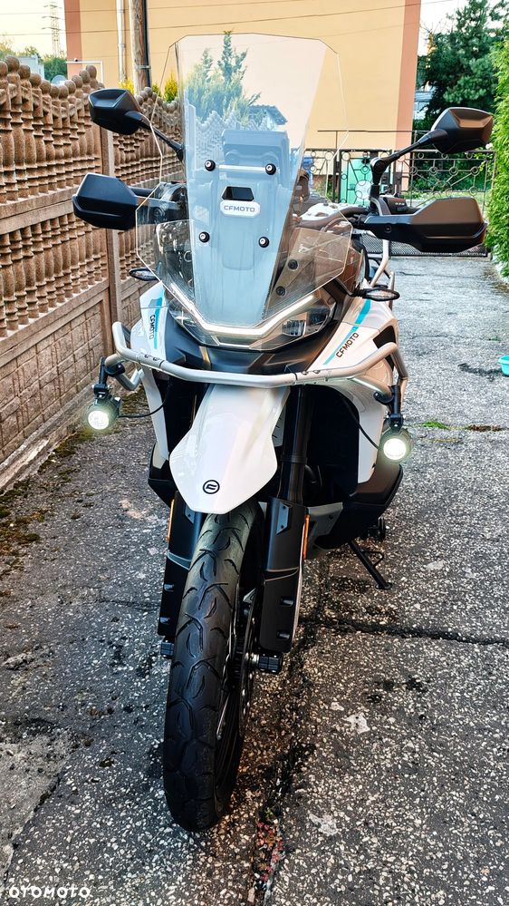 CFMoto 1000 MT-X - 1