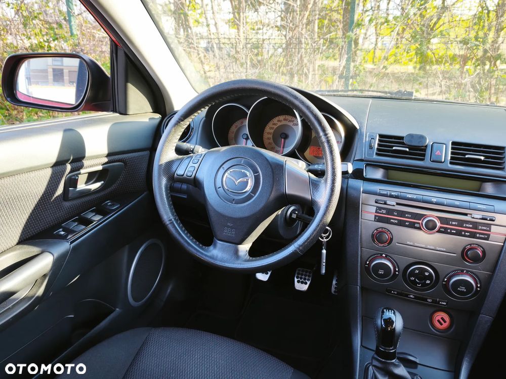 Mazda 3 2.0 Sport - 11