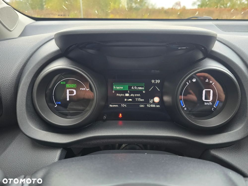 Toyota Yaris Hybrid 1.5 Style - 24