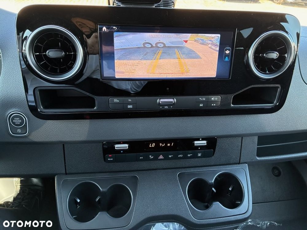 Mercedes-Benz Sprinter Standard BASE 9G-Tronic 907.233 - 19