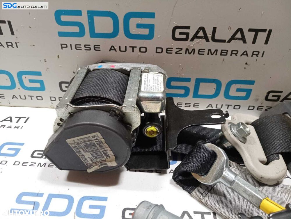 Centura Siguranta Dreapta Fata Pasager Nissan Juke 2010 - 2014 Cod 617544100C 6035667 [M4488] - 2