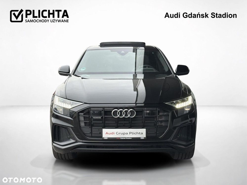 Audi Q8 - 8