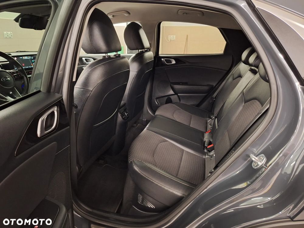 Kia XCeed 1.6 GDI PHEV Business Line DCT - 22