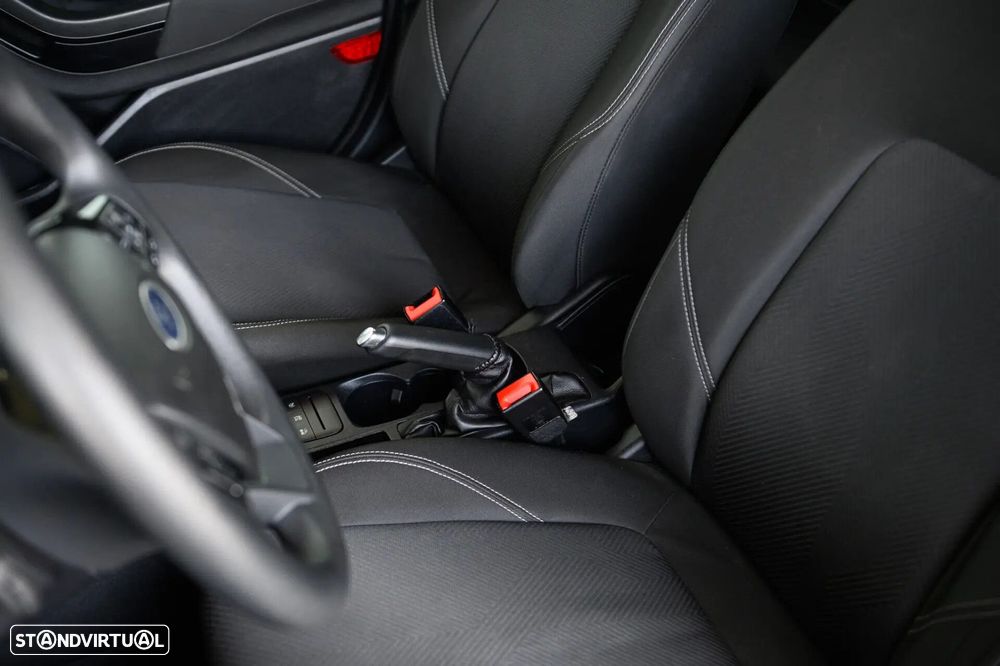 Ford Fiesta 1.0 EcoBoost Trend Connected - 27